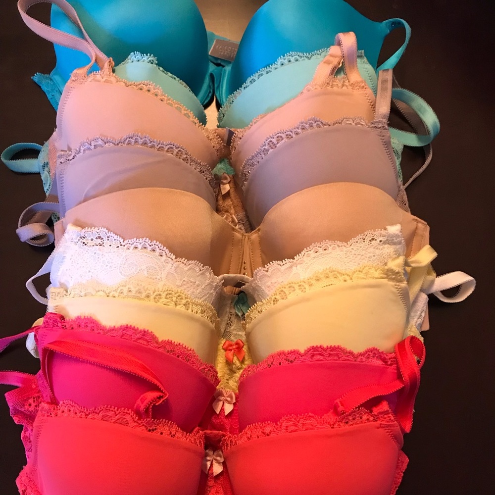 Victoria Secret Lot 32D